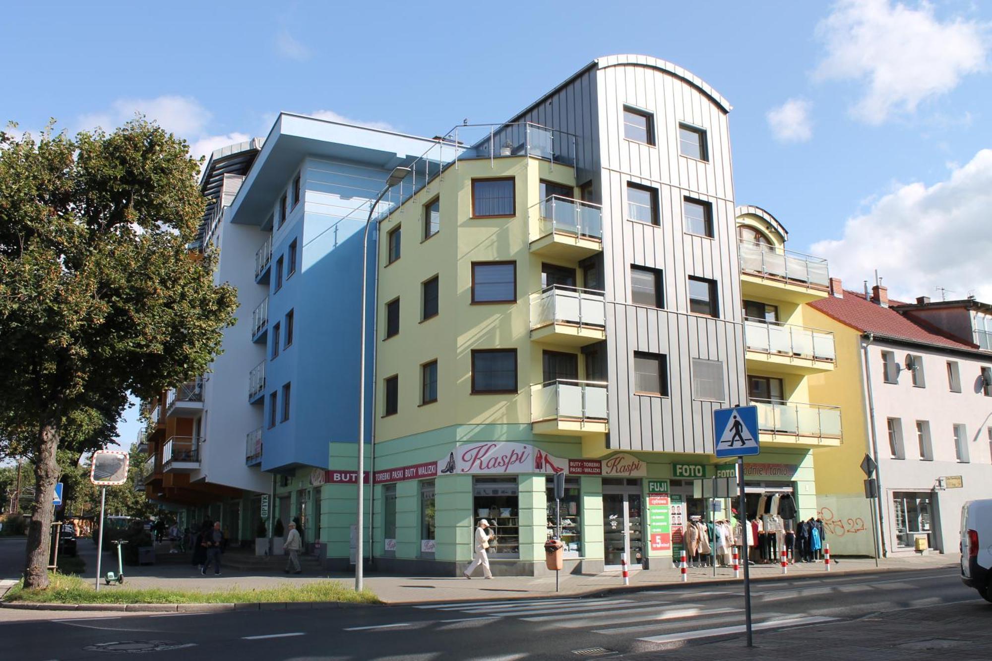 Konrad W Centrum 600 M Od Morza Kolberg